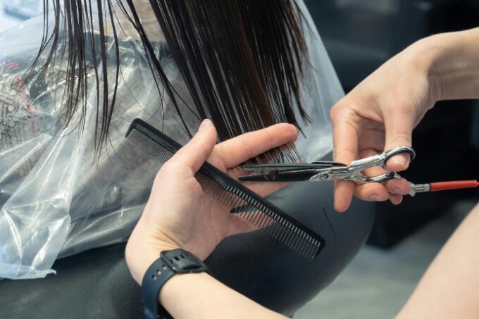 美容師・美容室のイメージ_美容師年収