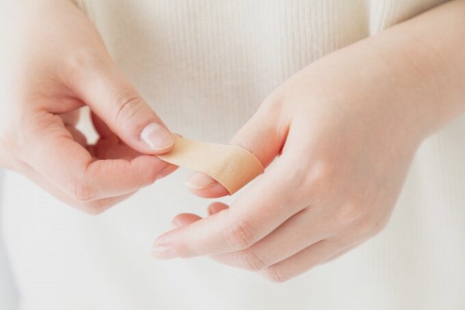 美容師・美容室のイメージ_美容師手荒れ