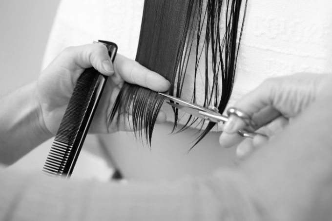 美容師・美容室のイメージ_美容師手荒れ